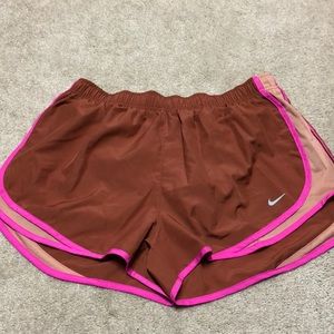 Women’s Nike Dri-Fit Running Shorts Like New Size XL Bronze Hot Pink Tan